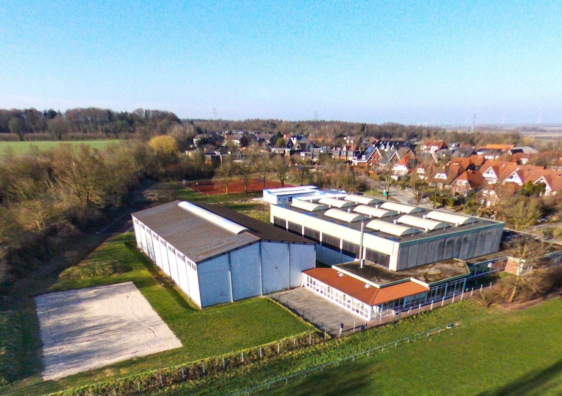 Sporthalle-Hermannstr-LuftbildIMG_0726-Verbessert-hdr
