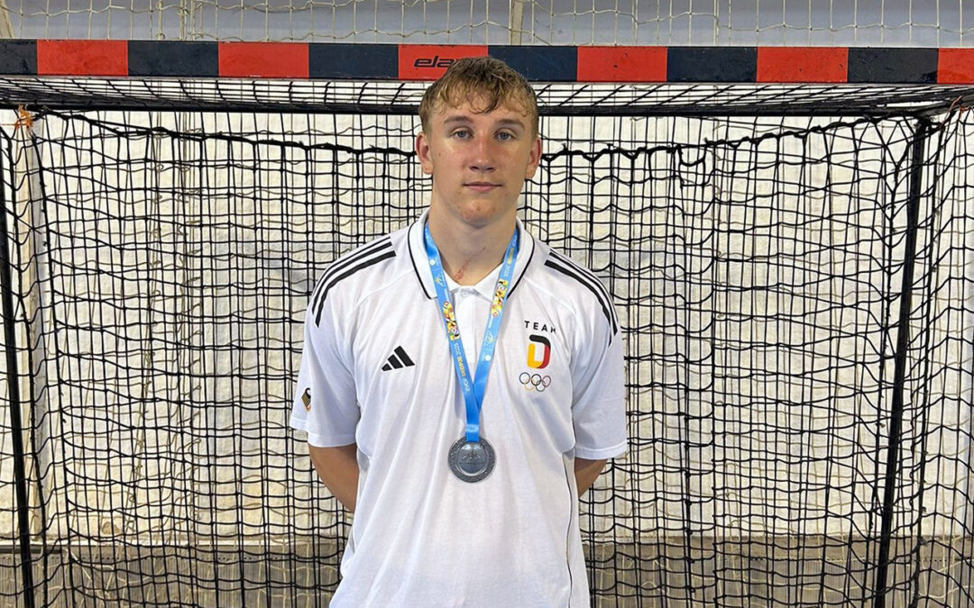 Malte Hagedorn kommt mit Silber von der Jugendolympiade aus Skopje zurück